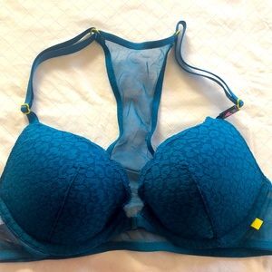 Victoria’s Secret bras